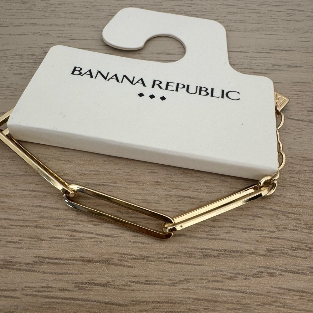 Banana Republic PAPERCLIP CHAIN BRACELET Elegant Gold Bracelet - Picture 2 of 6